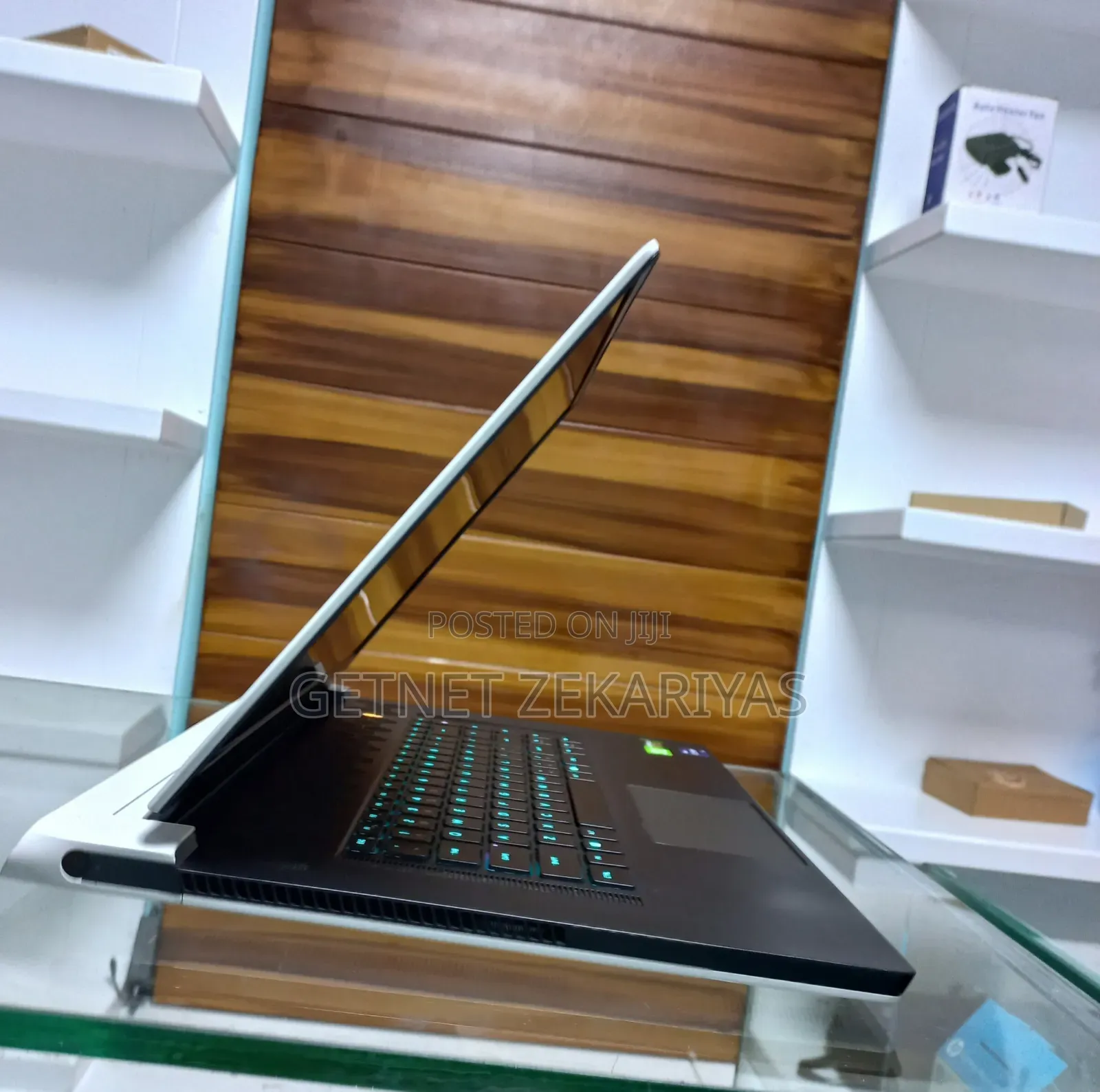 New Laptop Alienware M17x R2 16GB Intel Core I7 SSD 512GB