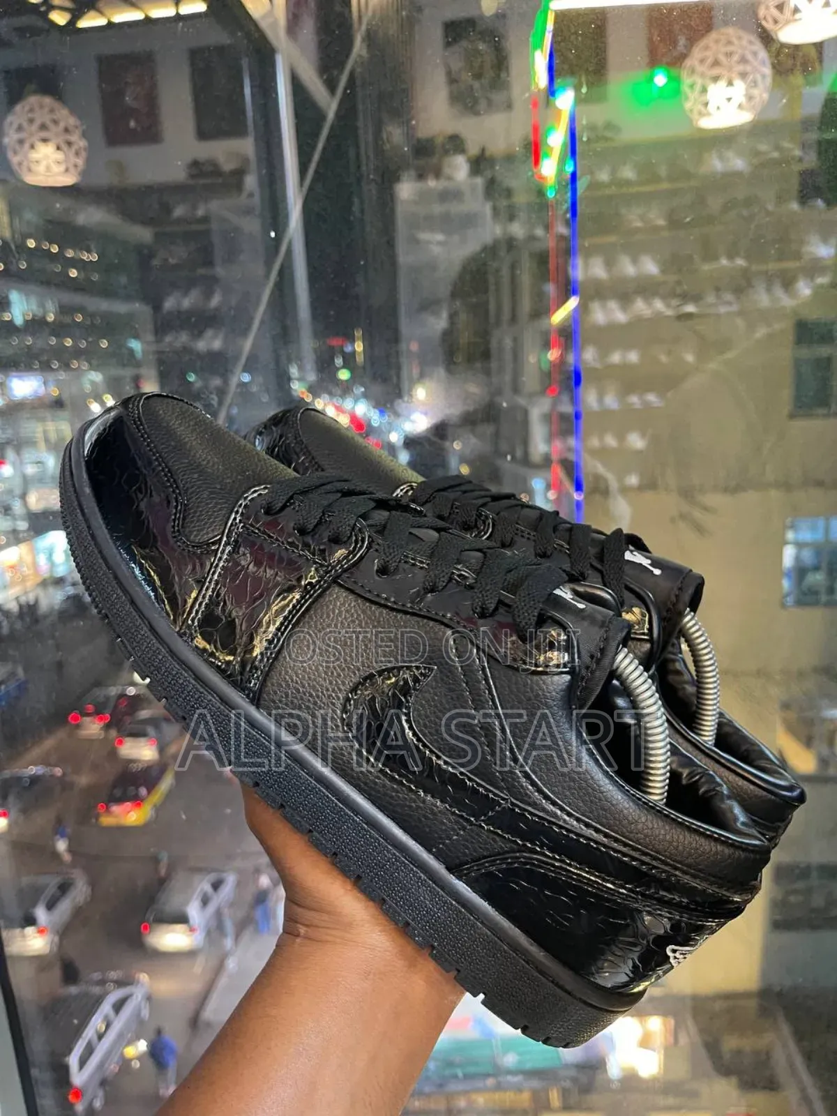Air Jordan 1 Low Foll Blak Shoes
** Master Quality for You