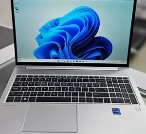 New Laptop HP ProBook 450 G8 16GB Intel Core I7 SSD 512GB