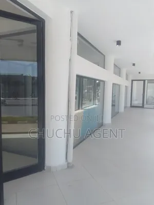 Showrooms Rent or Office