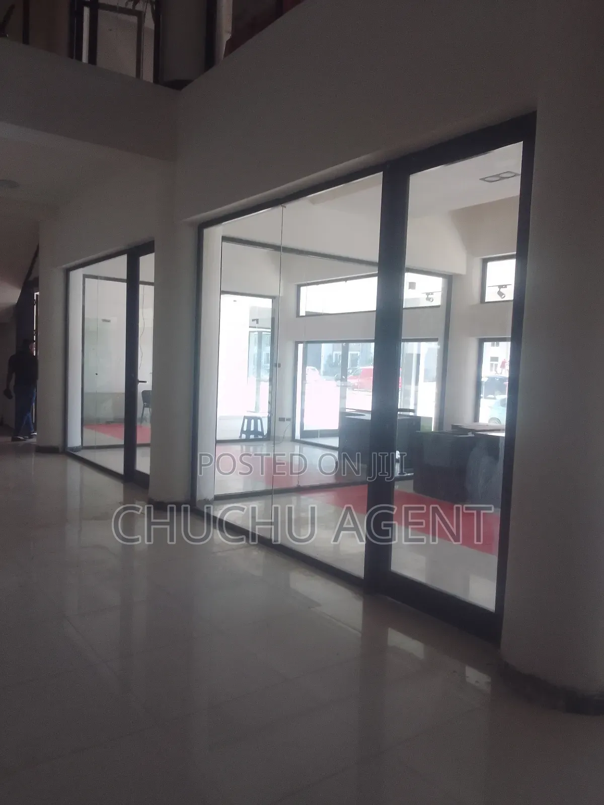 Showrooms Rent or Office