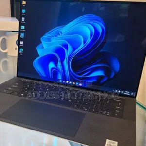 Photo - New Laptop Dell XPS 15 32GB Intel Core I7 SSD 512GB