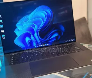 New Laptop Dell XPS 15 32GB Intel Core I7 SSD 512GB