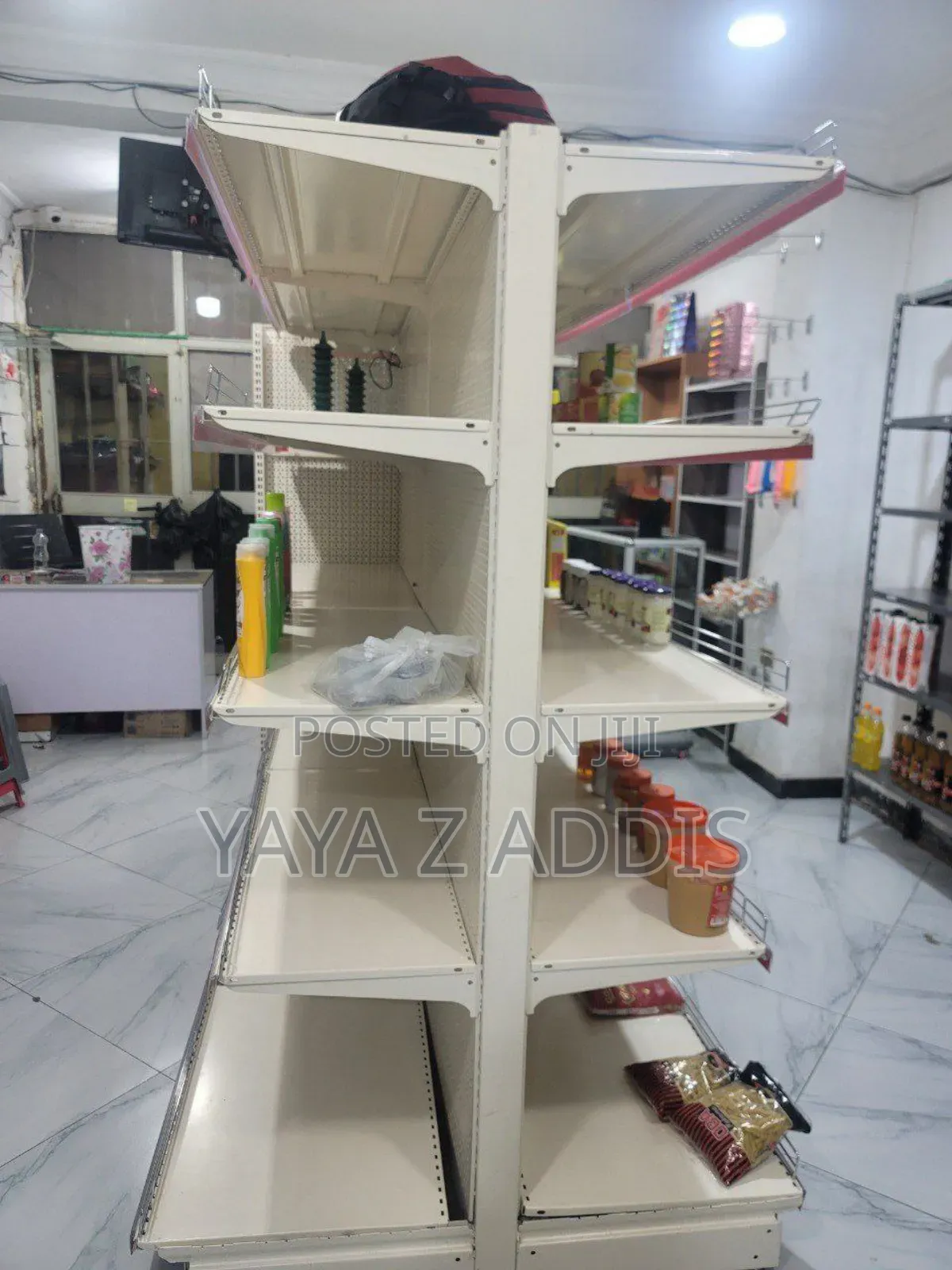  Super Market Shelves