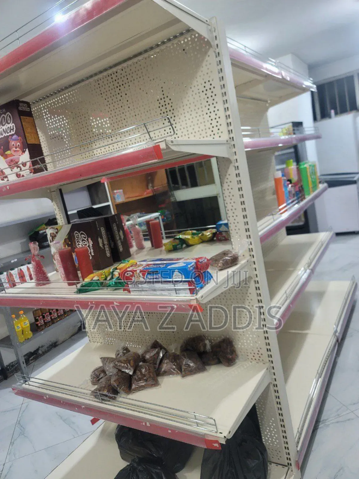  Super Market Shelves