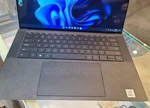 New Laptop Dell XPS 15 16GB Intel Core I7 SSD 512GB