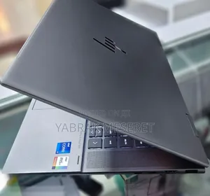 New Laptop HP Envy X360 16GB Intel Core I7 SSD 512GB