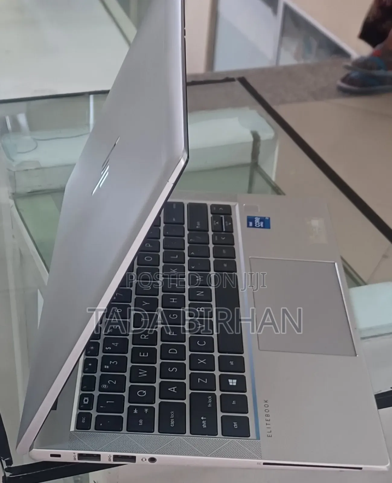 New Laptop HP EliteBook 830 16GB Intel Core I7 SSD 512GB