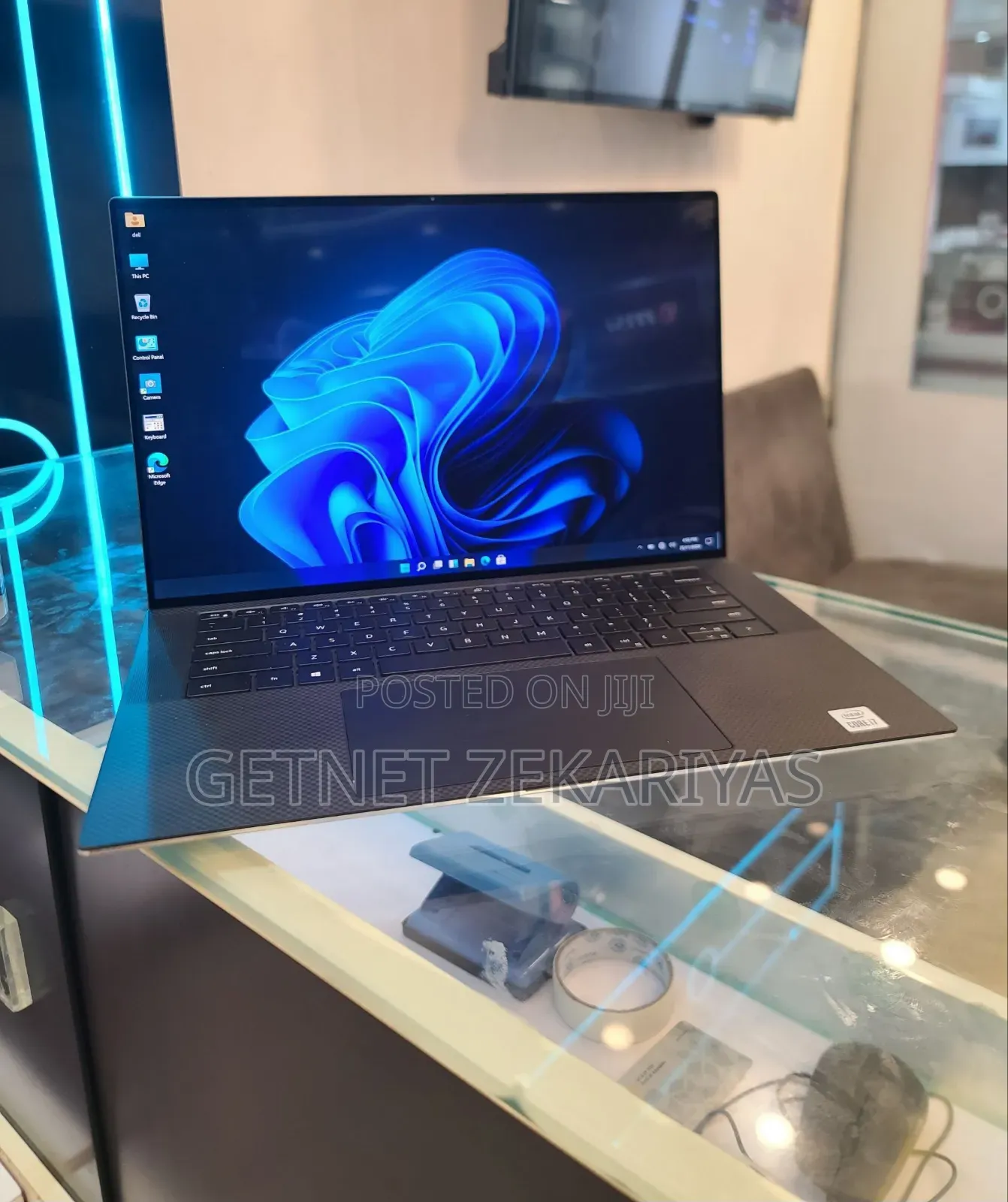 New Laptop Dell XPS 15 32GB Intel Core I7 SSD 512GB