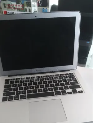 New Laptop Apple MacBook Air 2014 4GB Intel Core I5 SSD 128GB