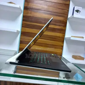 New Laptop Alienware Area-51m 16GB Intel Core I7 SSD 512GB