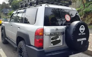 Nissan Patrol 2005 Silver