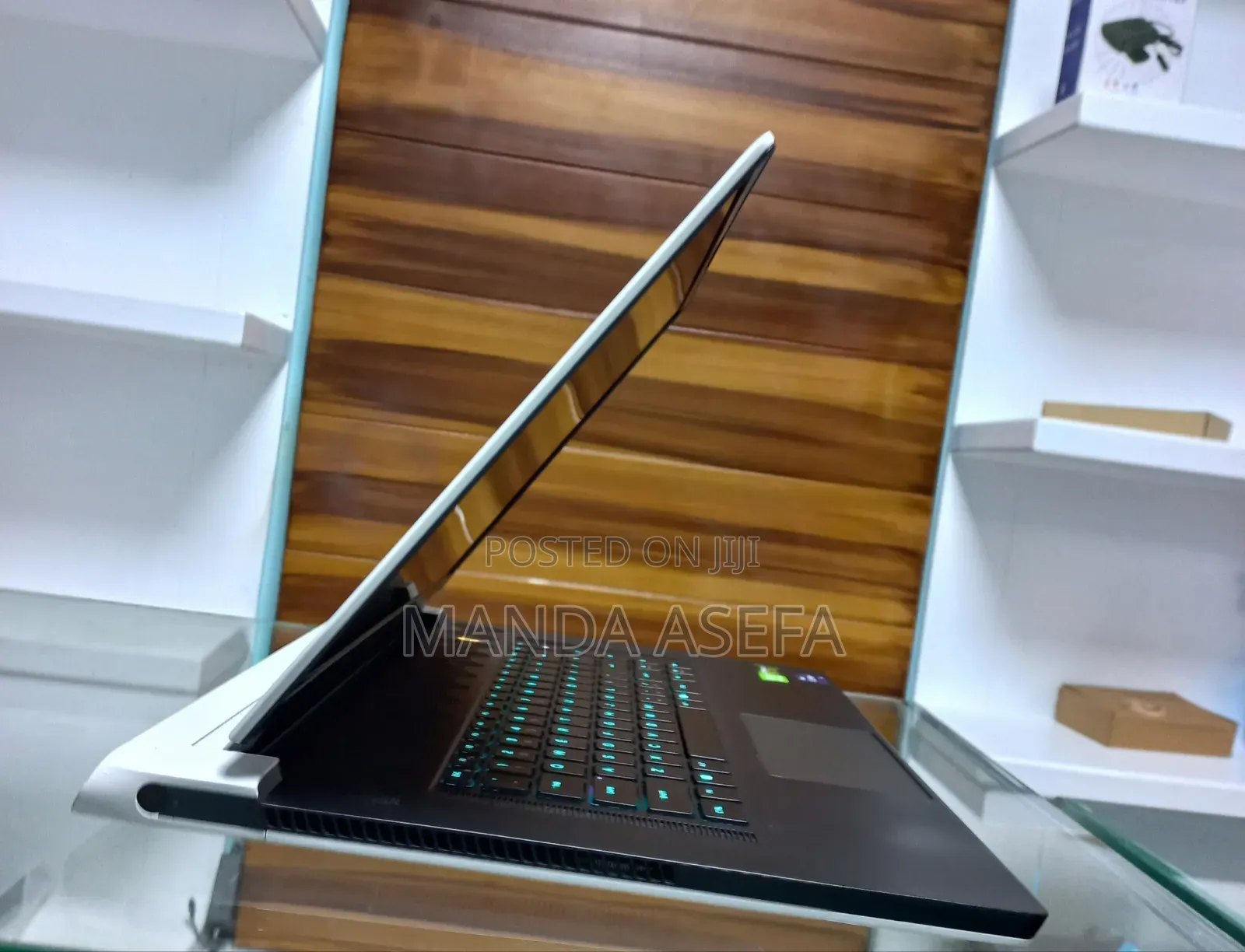 New Laptop Alienware M17x R2 16GB Intel Core I7 SSD 512GB