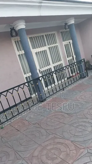 Furnished 4bdrm House in Gorro, Bole for sale