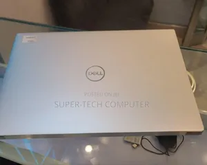 New Laptop Dell XPS 15 32GB Intel Core I7 SSD 512GB