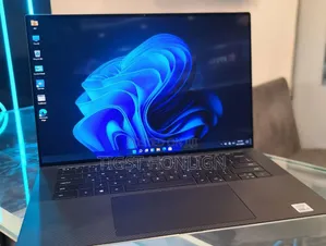 Photo - New Laptop Dell XPS 15 32GB Intel Core I7 SSD 512GB