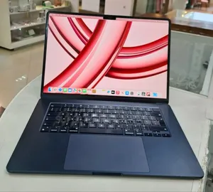 Photo - New Laptop Apple MacBook Air 2023 M2 8GB Apple M2 SSD 512GB