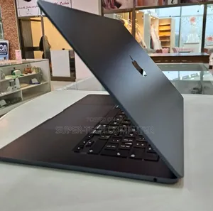 New Laptop Apple MacBook Air 2023 M2 8GB Apple M2 SSD 512GB