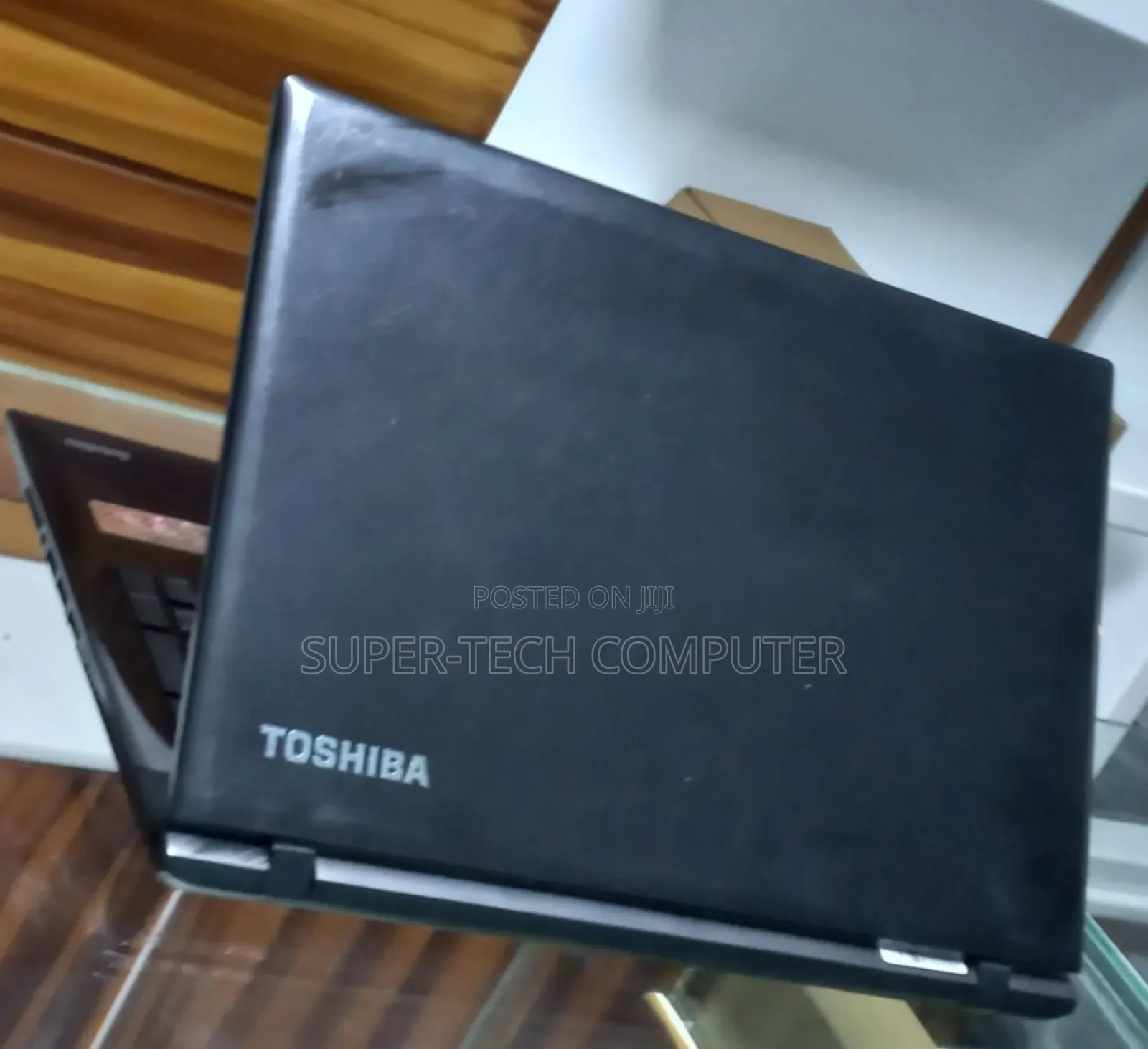 New Laptop Toshiba Satellite C850 8GB Intel Core I5 HDD 1T