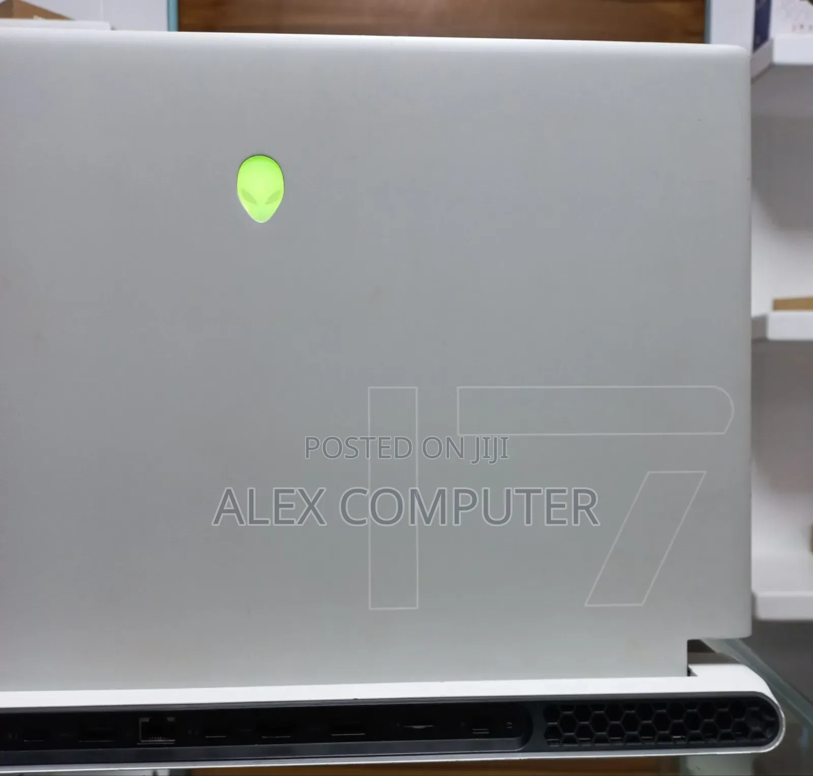 New Laptop Alienware M17x R2 16GB Intel Core I7 SSD 512GB