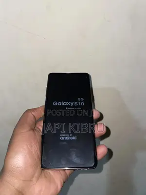 New Samsung Galaxy S10 5G 256 GB Yellow