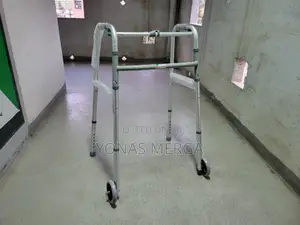 Photo - Folding Walker毋walker圖walkerፀ//Walkerwith Wheel Out Wheel