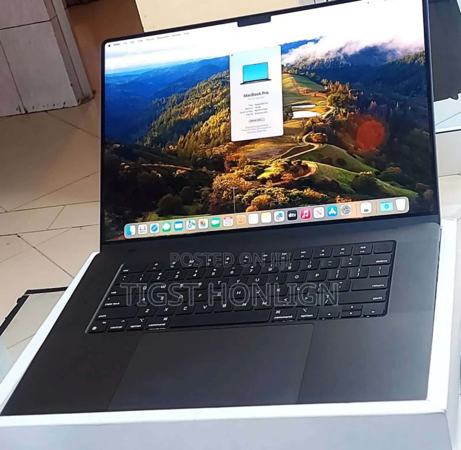 New Laptop Apple MacBook 18GB Apple M3 SSD 512GB