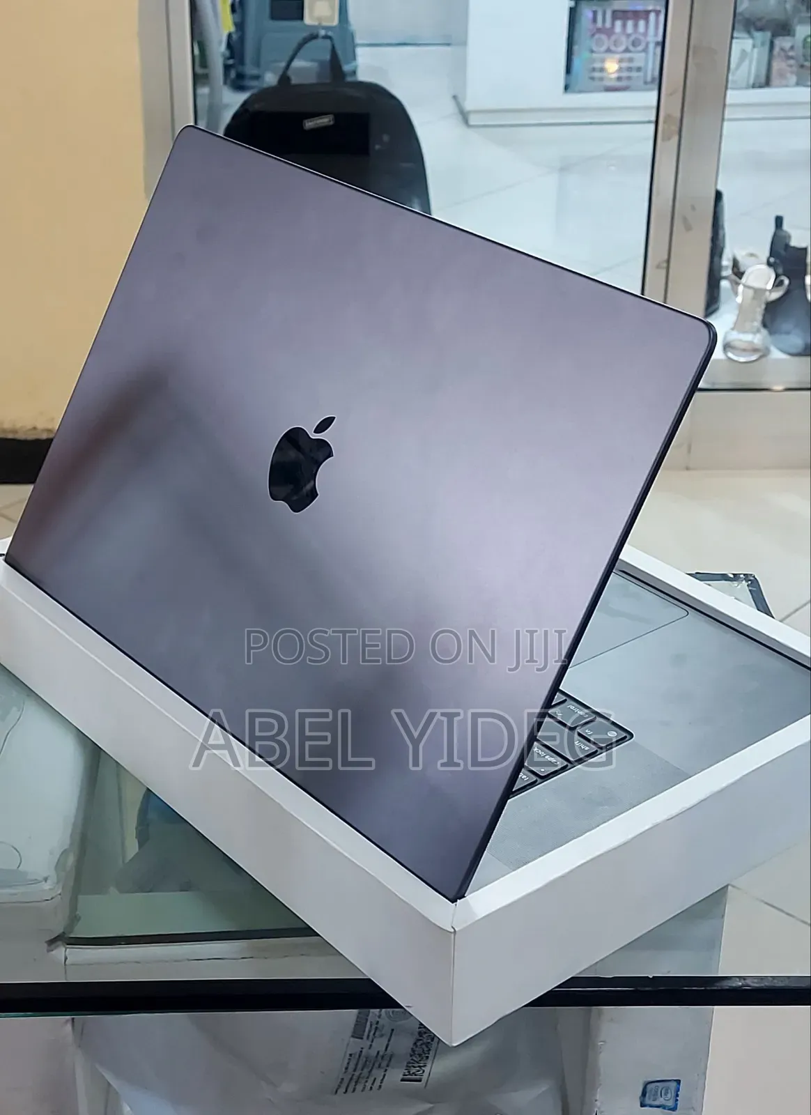 New Apple MacBook Pro 2023 M3 Pro 16-Inch 18GB Apple M3 SSD 512GB