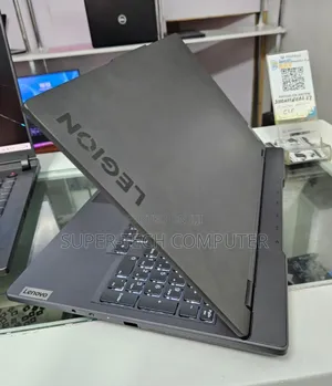 New Laptop Lenovo Legion 7 24GB Intel Core I7 SSD 1T