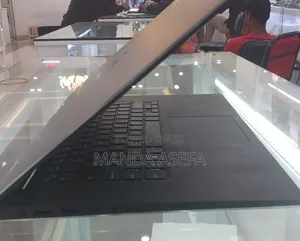 New Laptop Dell Precision 5540 16GB Intel Core I9 SSD 512GB