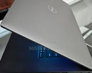 New Laptop Dell Precision 5540 16GB Intel Core I9 SSD 512GB