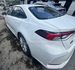 New Toyota Corolla 2024 White