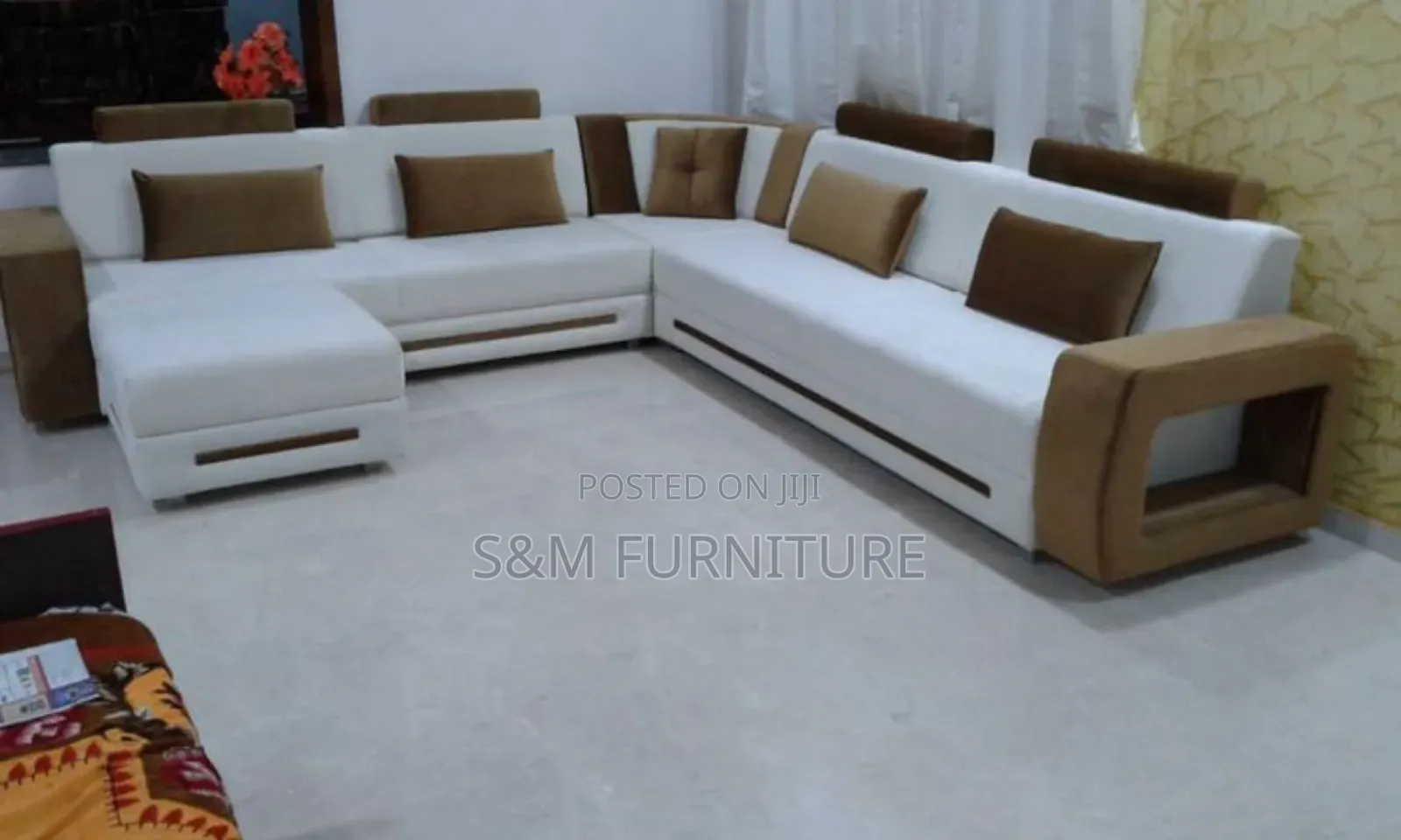 Exquisite U Shape Sofa Set With Durability.