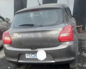 Suzuki Swift 2022 Gray