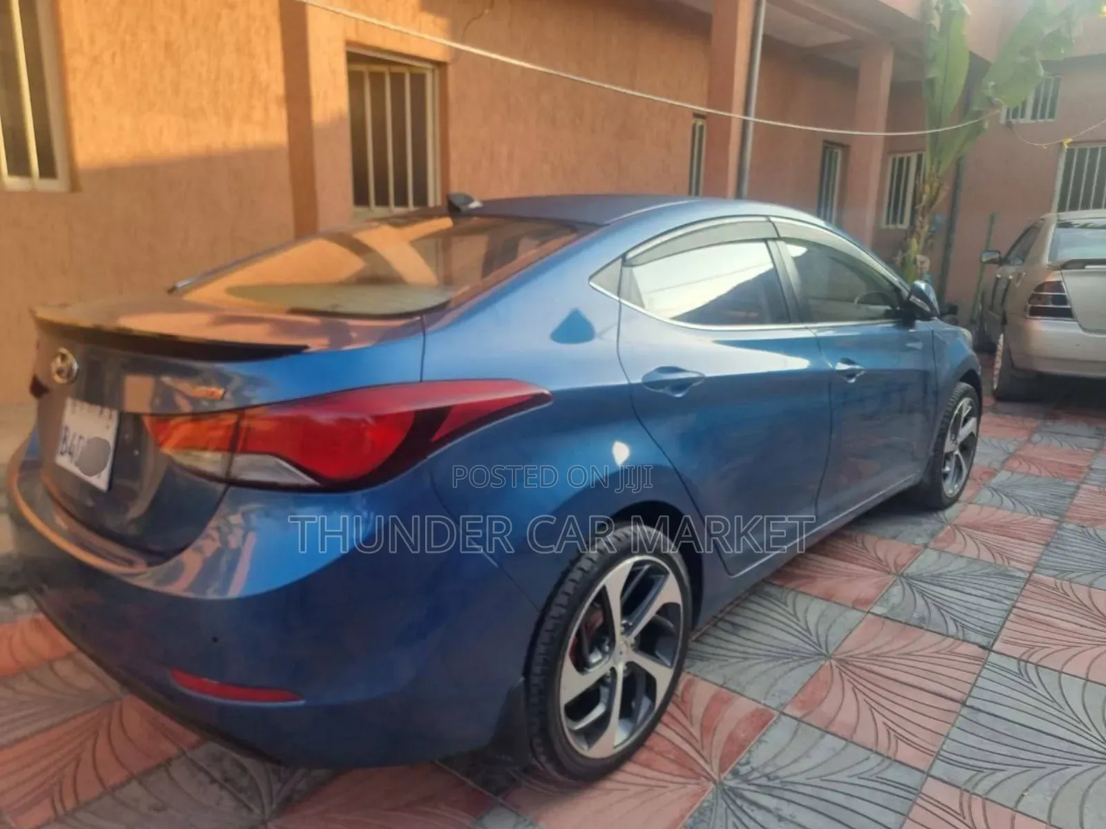 Hyundai Avante 2015 Blue