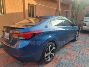 Hyundai Avante 2015 Blue