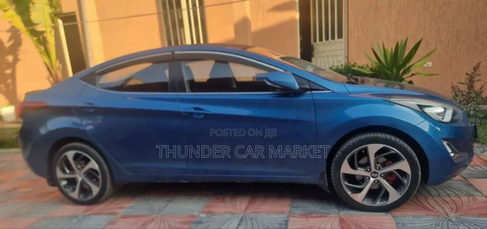 Hyundai Avante 2015 Blue