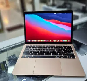 Photo - New Laptop Apple MacBook Air 2019 8GB Intel Core I5 SSD 128GB