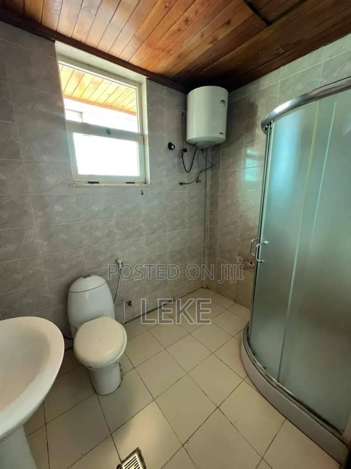 7bdrm House in Bole for rent