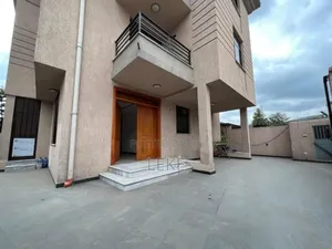 6bdrm House in Bole for rent