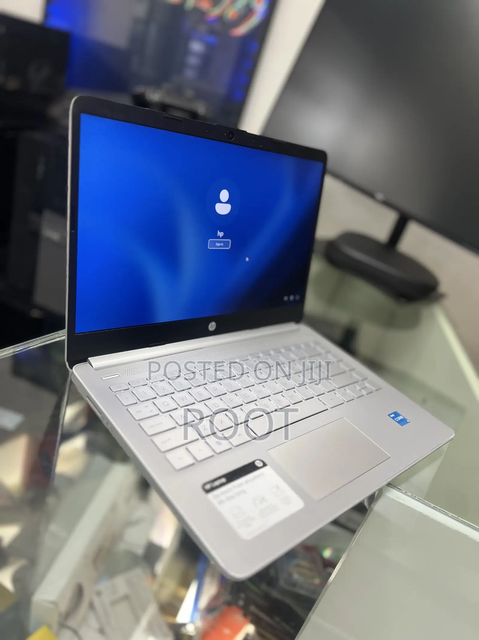 Laptop HP 15-Dw0037wm 8GB Intel Core I3 SSD 512GB