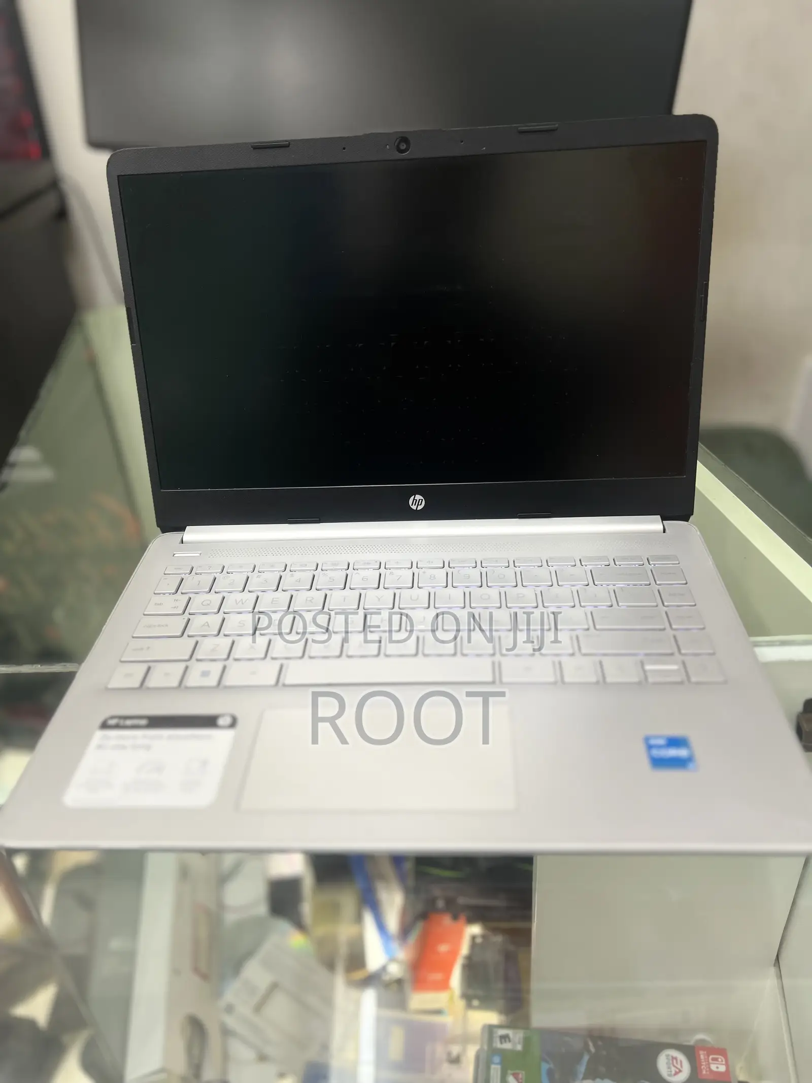 Laptop HP 15-Dw0037wm 8GB Intel Core I3 SSD 512GB