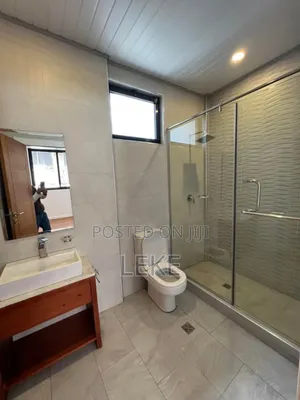 4bdrm House in Bole for rent