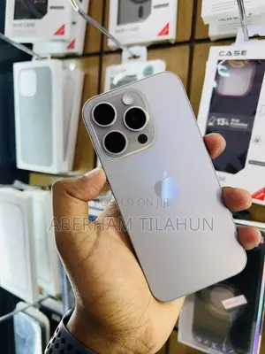 Photo - Apple iPhone 15 Pro 128 GB Silver