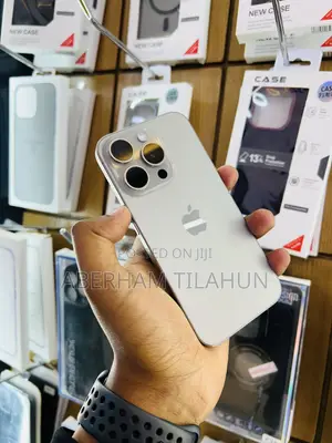 Apple iPhone 15 Pro 128 GB Silver