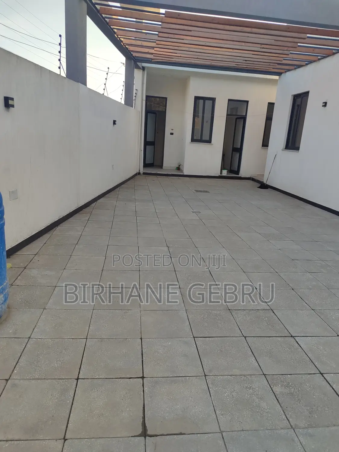 5bdrm Villa in Villa House For Sale, Bole for sale