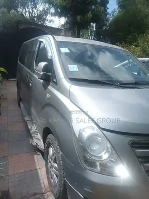 Hyundai Starex 2017 Silver