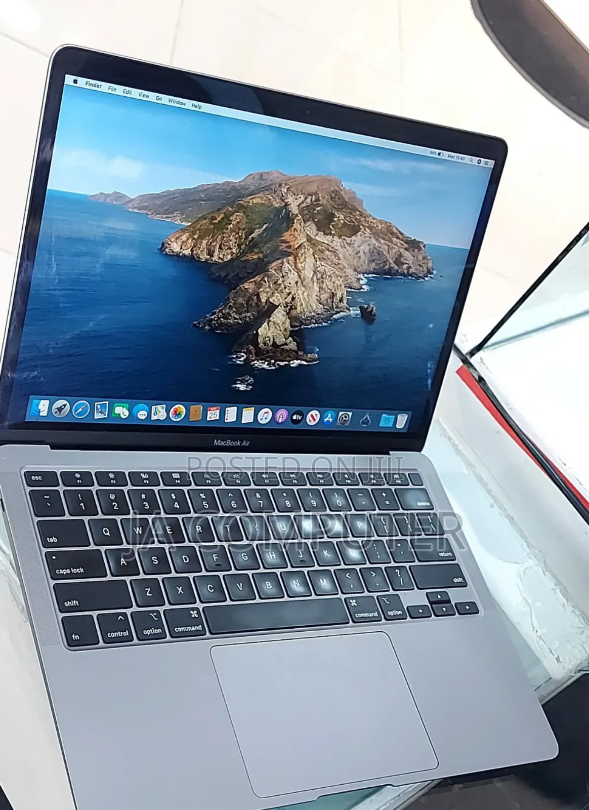 New Laptop Apple MacBook Air 2020 16GB Intel Core I7 SSD 512GB