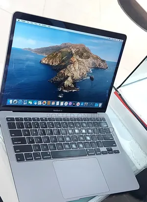 Photo - New Laptop Apple MacBook Air 2020 16GB Intel Core I7 SSD 512GB