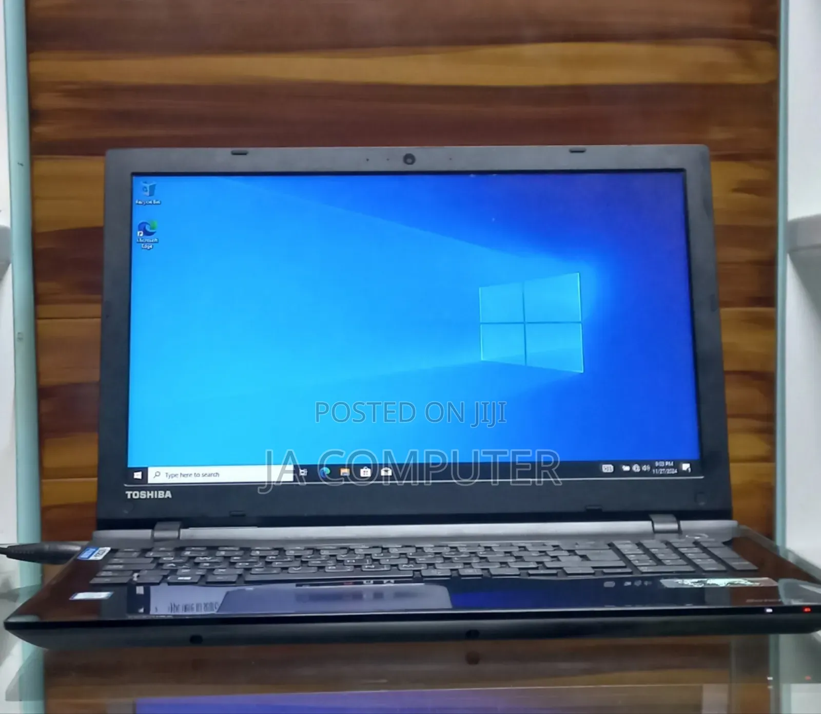 New Laptop Toshiba Satellite C665 8GB Intel Core I5 HDD 1T